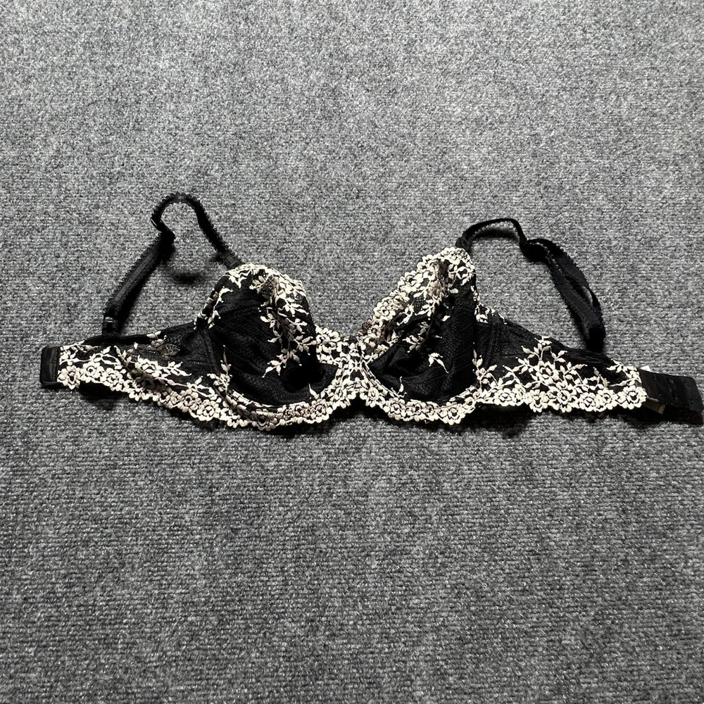 Wacoal Halo Lace‎ Underwire Bra Black Cream Floral 65191 32D